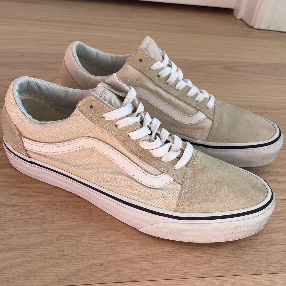 Old Skool Vans Sneakers Creme Brule Beige - good condition, Women’s 9.5/Men’s 8